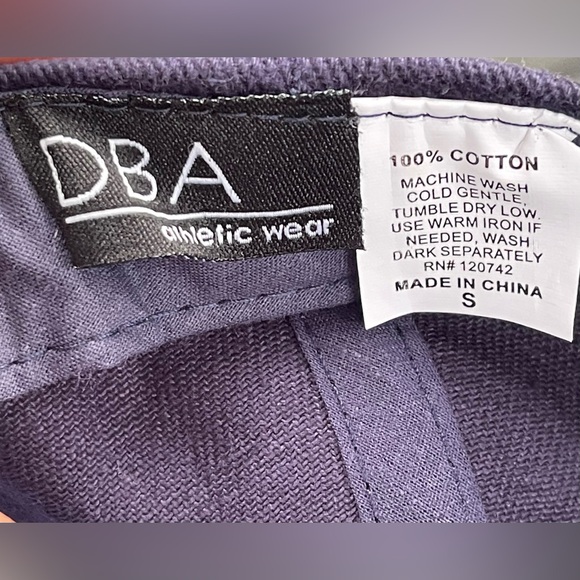 DBA Athletic Wear Men’s Embroidered San Diego Navy & Khaki Baseball Hat Size S - Picture 7 of 8